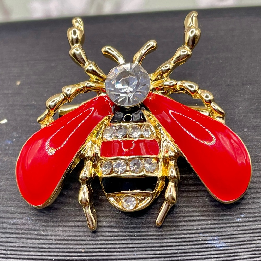Vibrant Red, Black and Gold Rhinestone Fly or Bee Brooch Pin - Picture 1 of 3